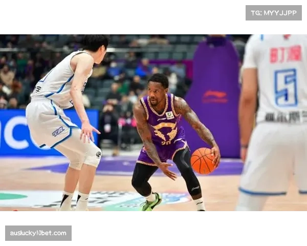 北京控股15胜19负守门季后赛 里勒45分创本轮得分新高 北京控股15胜19负守门季后赛 里勒45分创本轮得分新高